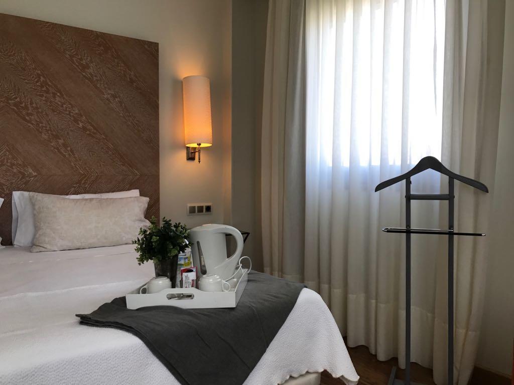 גיחואלו Hotel Entredos מראה חיצוני תמונה
